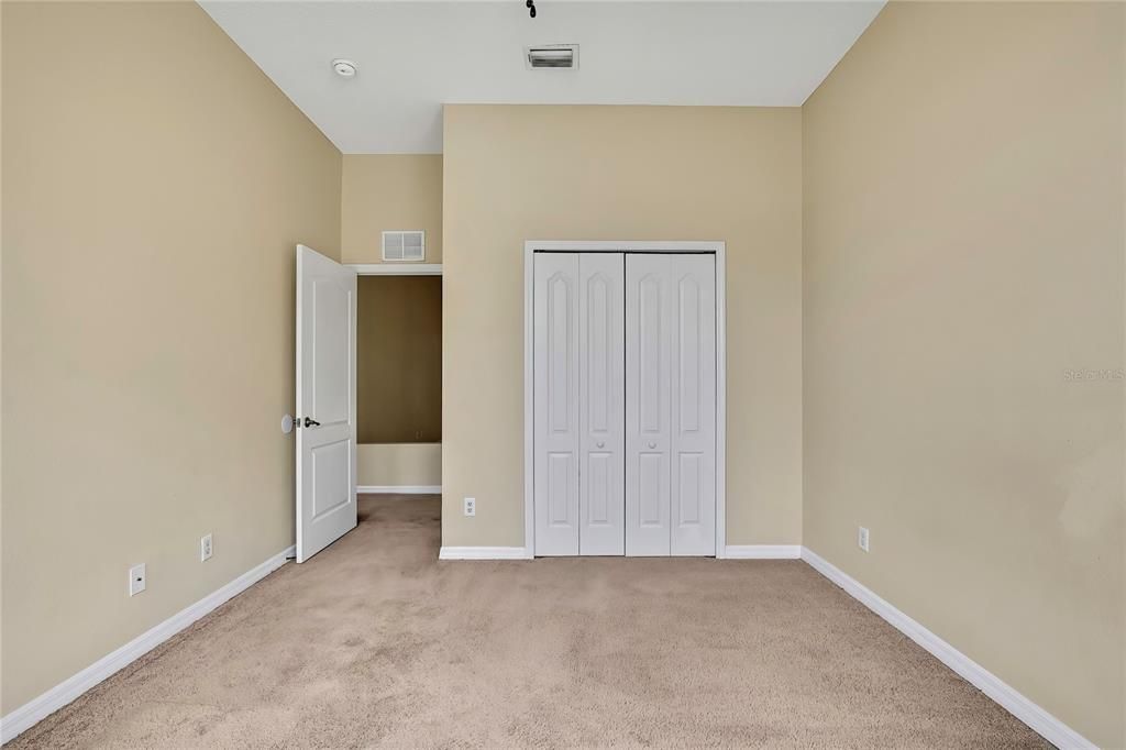 Active With Contract: $299,900 (3 beds, 2 baths, 1877 Square Feet)