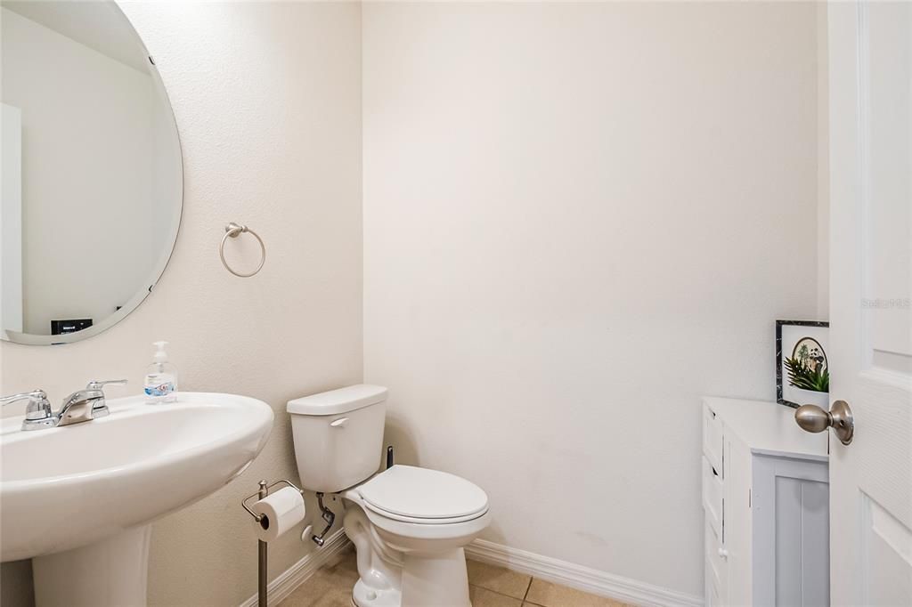 For Sale: $444,000 (4 beds, 2 baths, 2316 Square Feet)