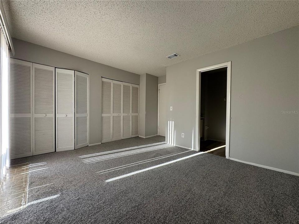 На продажу: $799,990 (8 спален, 0 ванн, 4352 Квадратных фут)