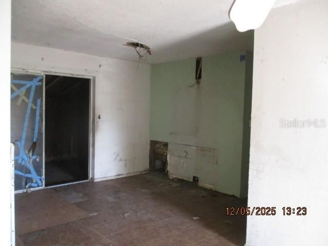 На продажу: $169,900 (3 спален, 1 ванн, 1035 Квадратных фут)