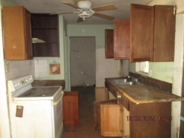 На продажу: $169,900 (3 спален, 1 ванн, 1035 Квадратных фут)