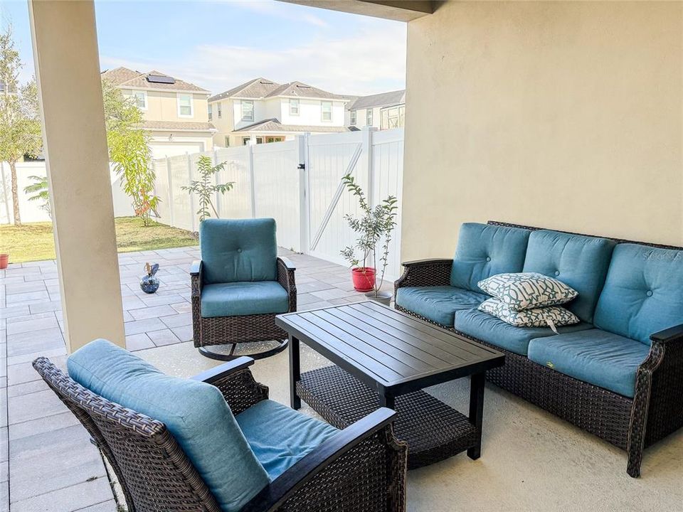 En Venta: $580,000 (4 camas, 2 baños, 2345 Pies cuadrados)