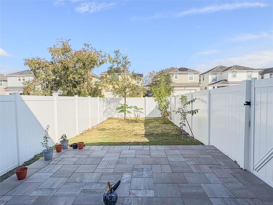 En Venta: $580,000 (4 camas, 2 baños, 2345 Pies cuadrados)