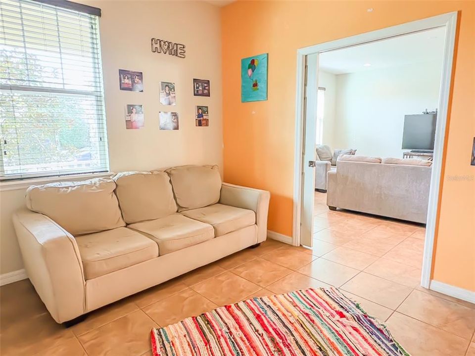 En Venta: $580,000 (4 camas, 2 baños, 2345 Pies cuadrados)