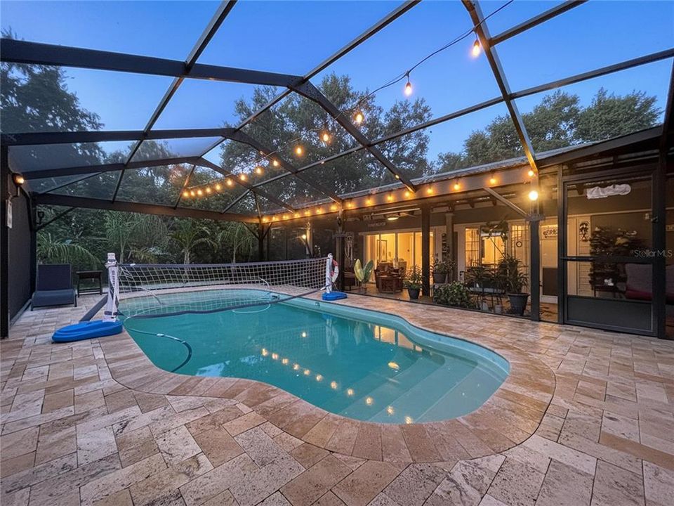 For Sale: $525,000 (4 beds, 2 baths, 1886 Square Feet)