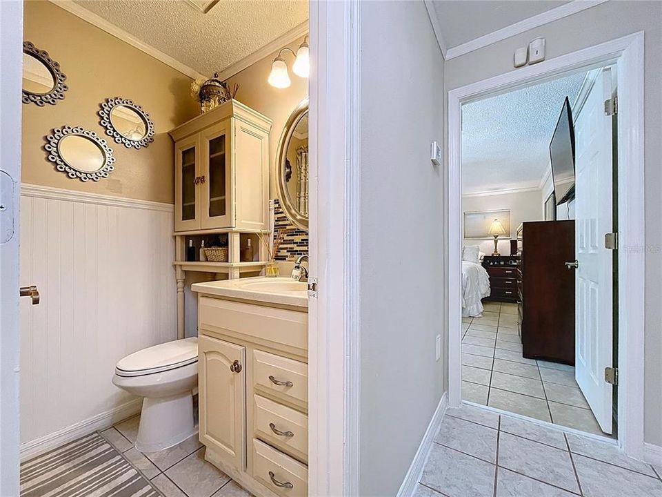 For Sale: $525,000 (4 beds, 2 baths, 1886 Square Feet)