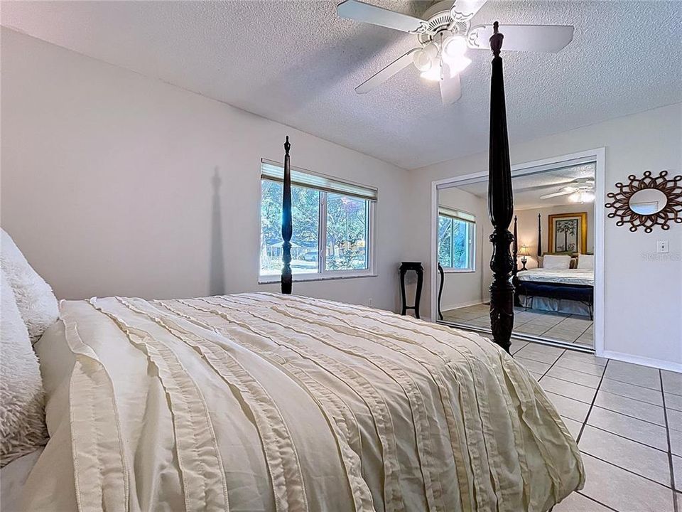 For Sale: $525,000 (4 beds, 2 baths, 1886 Square Feet)