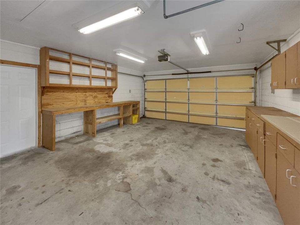 For Sale: $343,000 (3 beds, 2 baths, 1454 Square Feet)