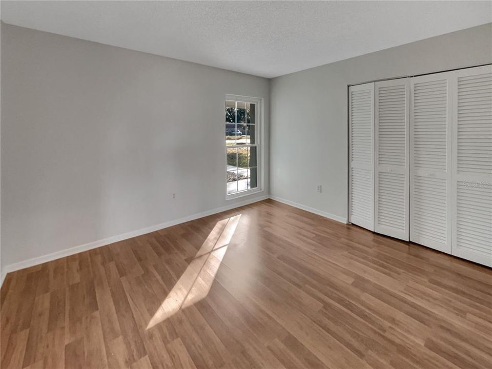 For Sale: $343,000 (3 beds, 2 baths, 1454 Square Feet)