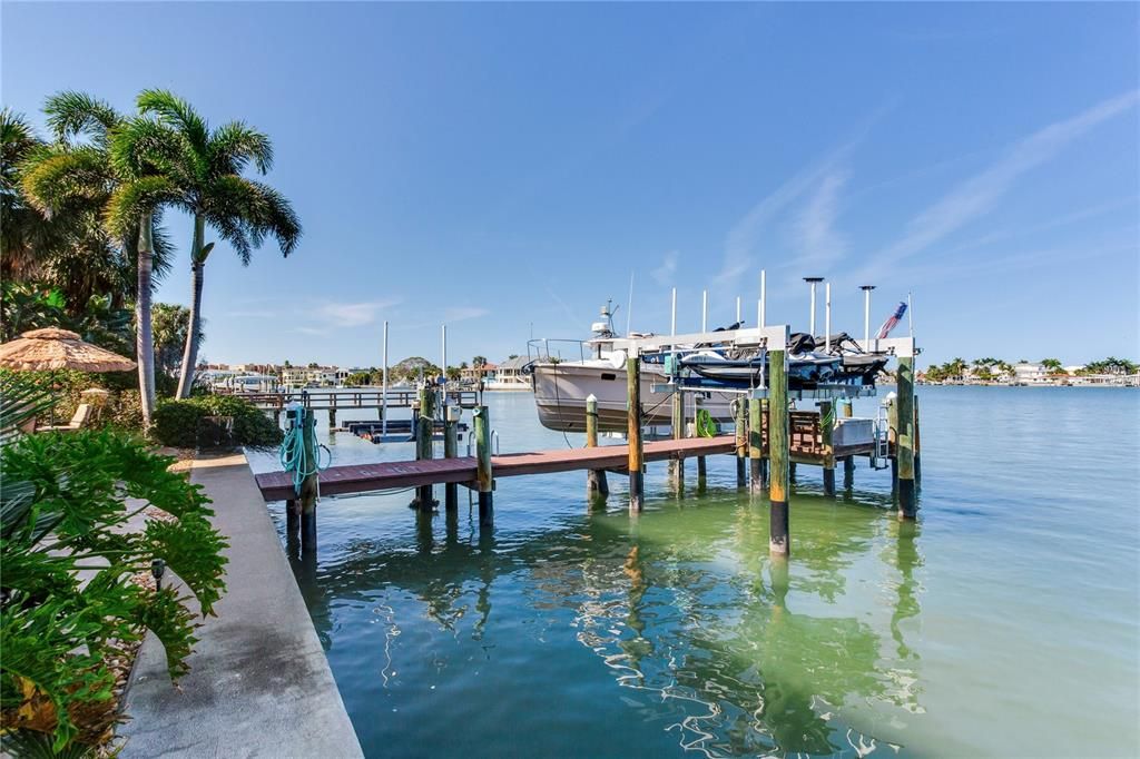 待售: $2,695,000 (4 贝兹, 3 浴室, 3768 平方英尺)