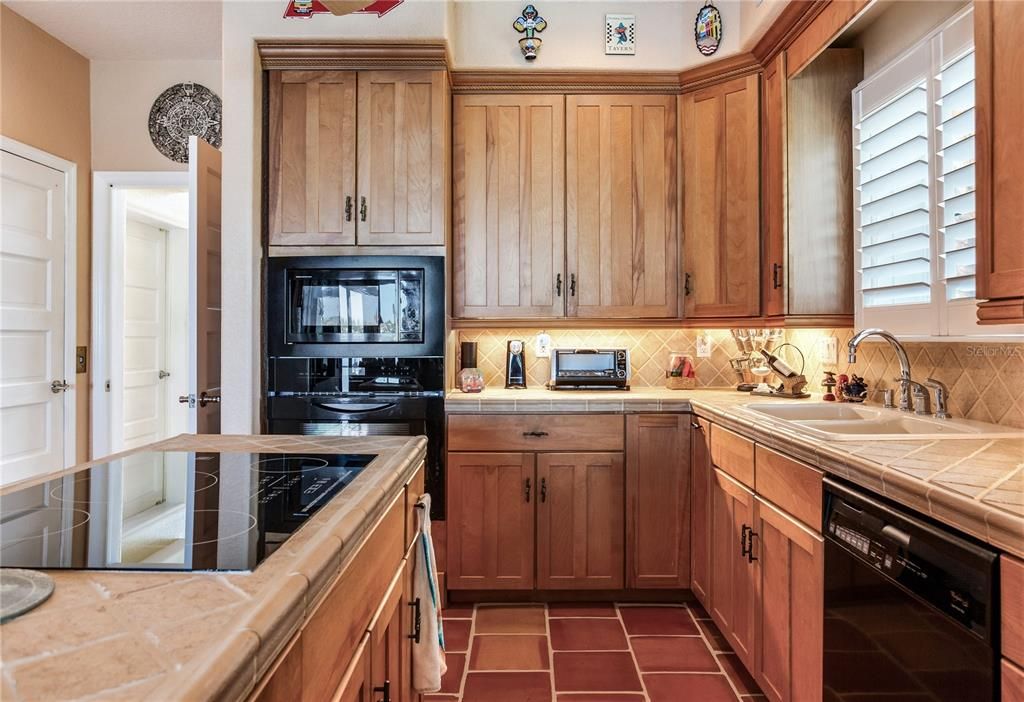 待售: $2,695,000 (4 贝兹, 3 浴室, 3768 平方英尺)