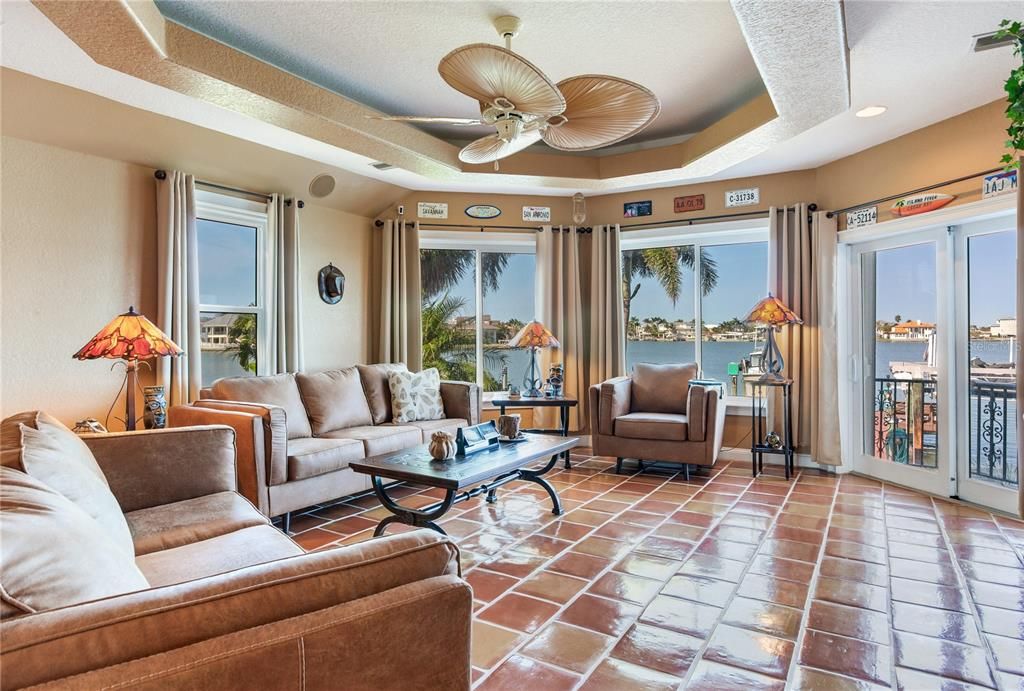 待售: $2,695,000 (4 贝兹, 3 浴室, 3768 平方英尺)