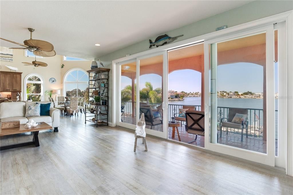 待售: $2,695,000 (4 贝兹, 3 浴室, 3768 平方英尺)