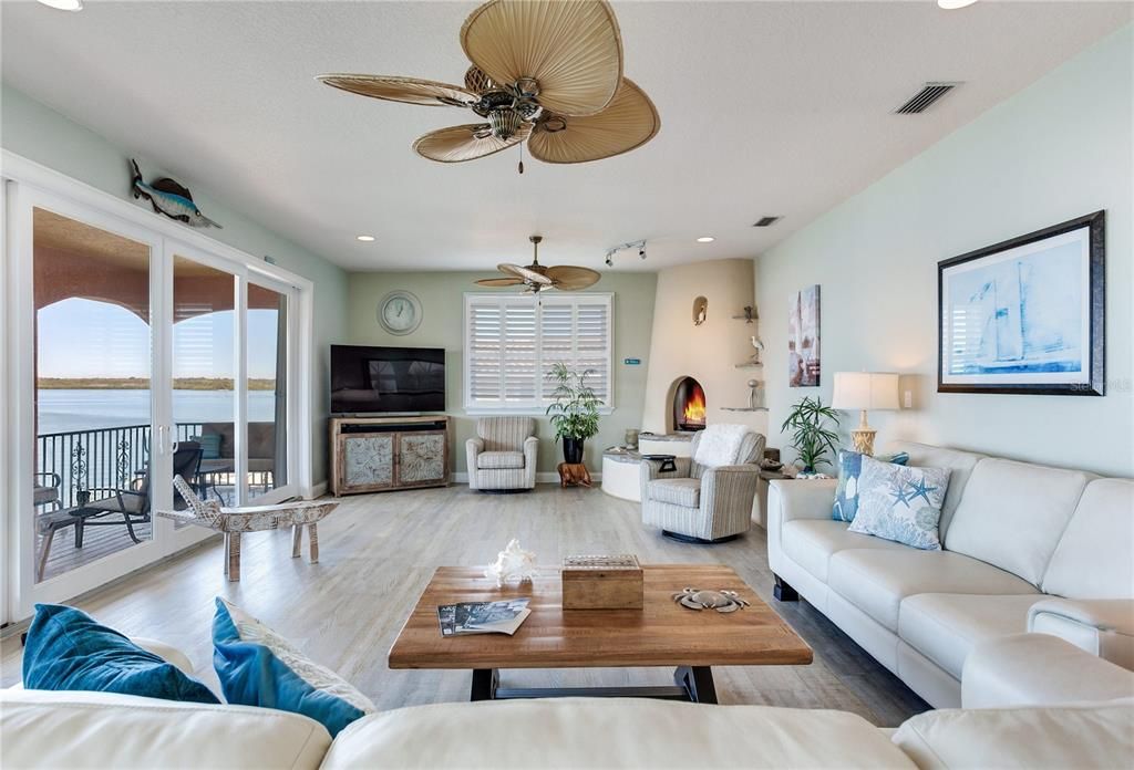 待售: $2,695,000 (4 贝兹, 3 浴室, 3768 平方英尺)