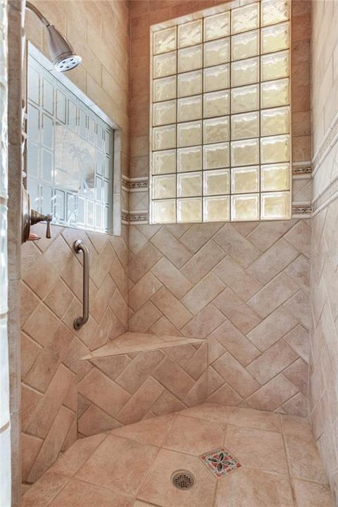 待售: $2,695,000 (4 贝兹, 3 浴室, 3768 平方英尺)