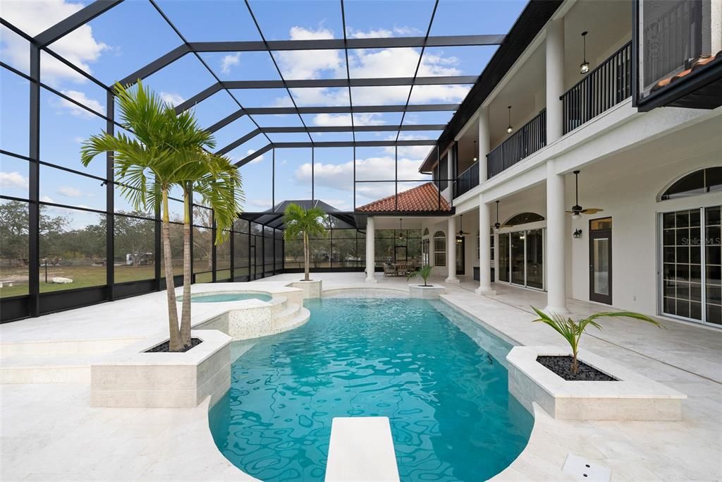 For Sale: $3,000,000 (6 beds, 4 baths, 6232 Square Feet)