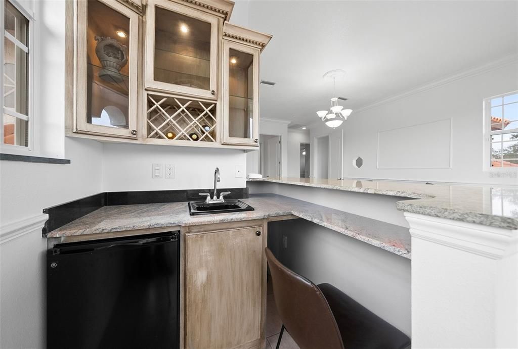 For Sale: $3,000,000 (6 beds, 4 baths, 6232 Square Feet)