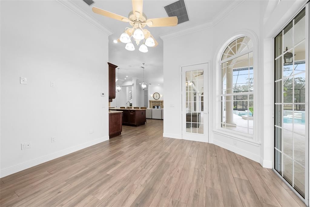 For Sale: $3,000,000 (6 beds, 4 baths, 6232 Square Feet)