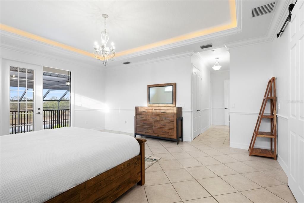 For Sale: $3,000,000 (6 beds, 4 baths, 6232 Square Feet)