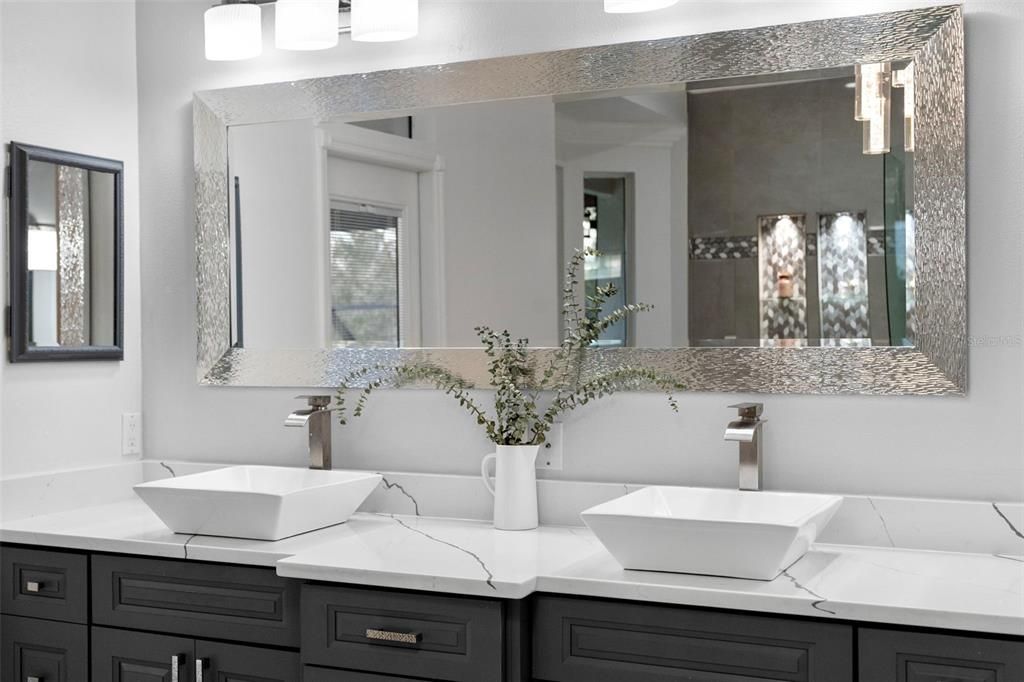 For Sale: $3,000,000 (6 beds, 4 baths, 6232 Square Feet)