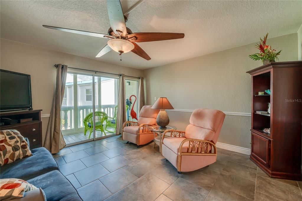 En Venta: $289,000 (2 camas, 2 baños, 1205 Pies cuadrados)