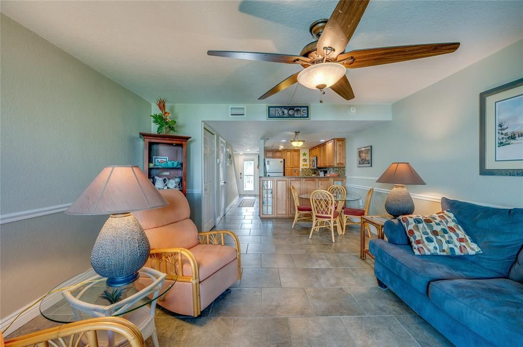 En Venta: $289,000 (2 camas, 2 baños, 1205 Pies cuadrados)