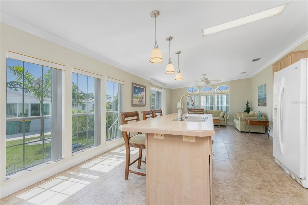 待售: $219,900 (3 贝兹, 2 浴室, 1860 平方英尺)