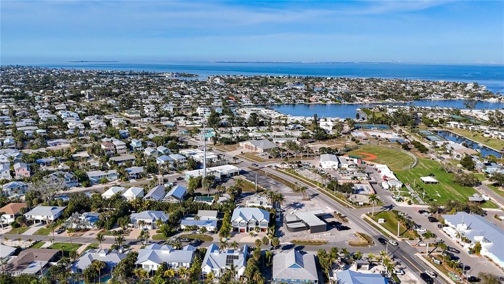 For Sale: $1,495,000 (4 beds, 3 baths, 1474 Square Feet)