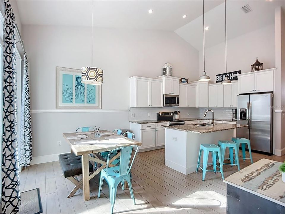 For Sale: $1,495,000 (4 beds, 3 baths, 1474 Square Feet)