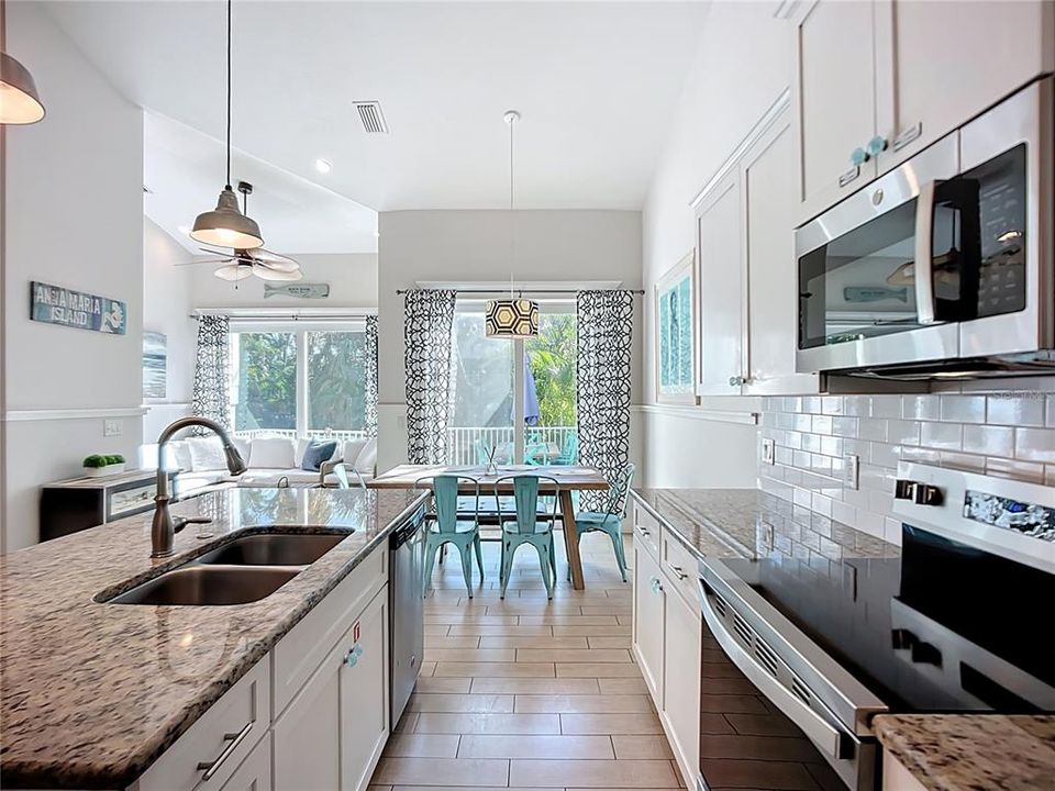 For Sale: $1,495,000 (4 beds, 3 baths, 1474 Square Feet)