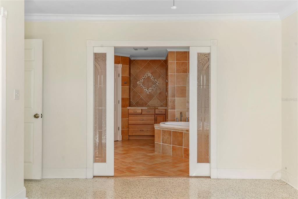 В аренду: $4,200 (4 спален, 2 ванн, 2368 Квадратных фут)