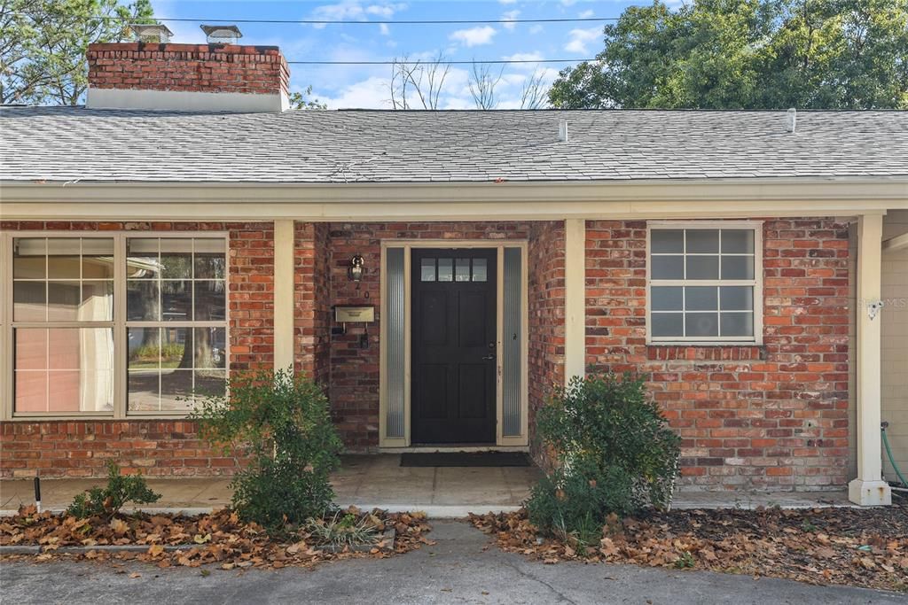 В аренду: $4,200 (4 спален, 2 ванн, 2368 Квадратных фут)