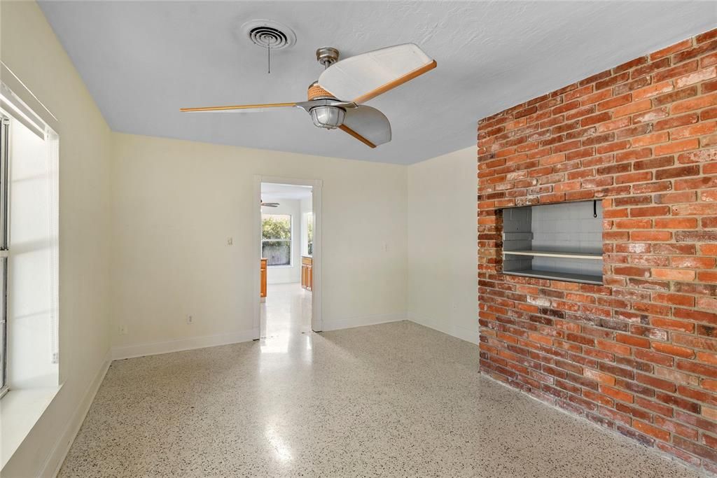 В аренду: $4,200 (4 спален, 2 ванн, 2368 Квадратных фут)