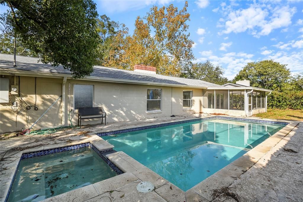 В аренду: $4,200 (4 спален, 2 ванн, 2368 Квадратных фут)