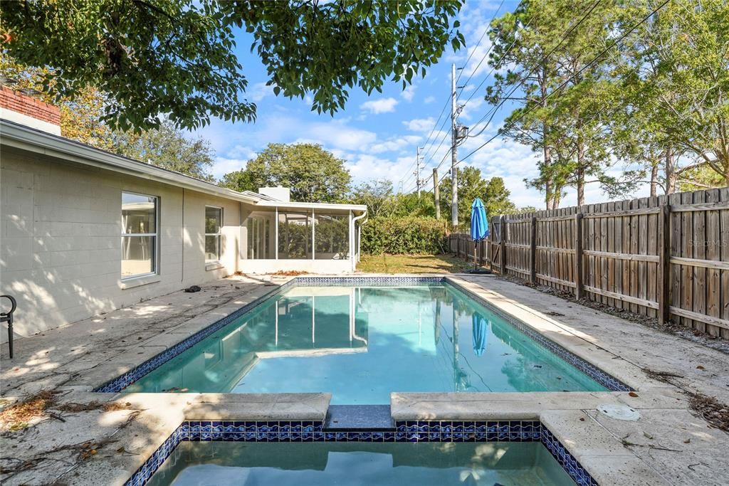 В аренду: $4,200 (4 спален, 2 ванн, 2368 Квадратных фут)