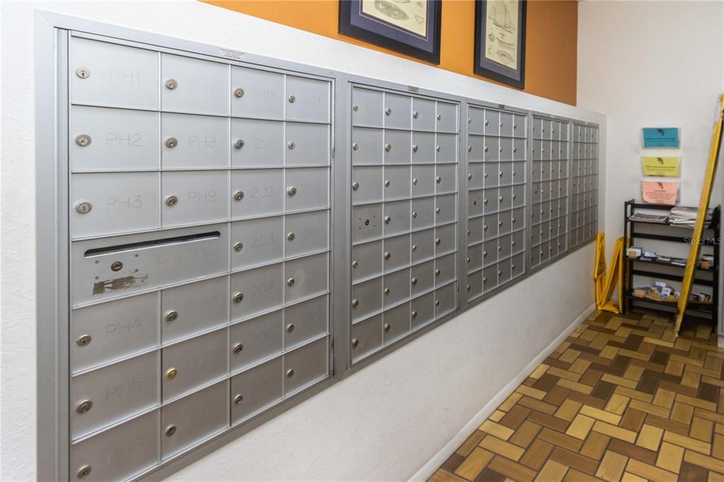 На продажу: $319,000 (1 спален, 1 ванн, 760 Квадратных фут)