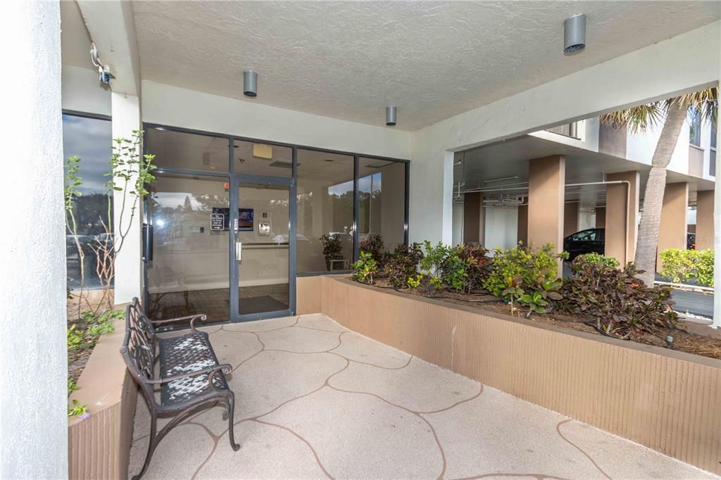 На продажу: $319,000 (1 спален, 1 ванн, 760 Квадратных фут)