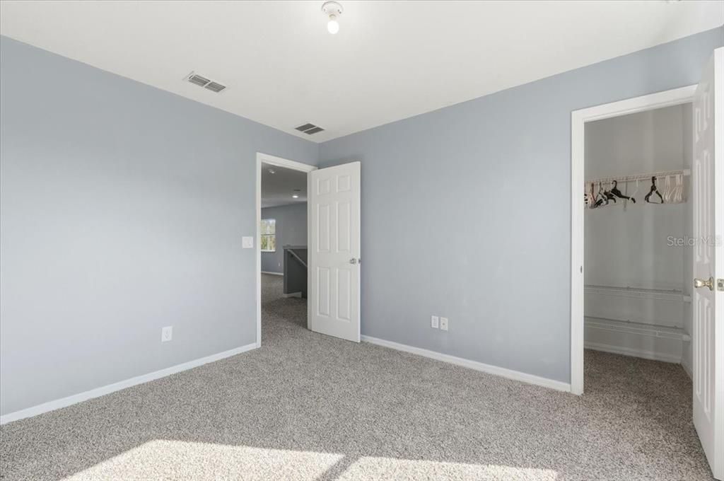 На продажу: $365,000 (3 спален, 2 ванн, 2560 Квадратных фут)