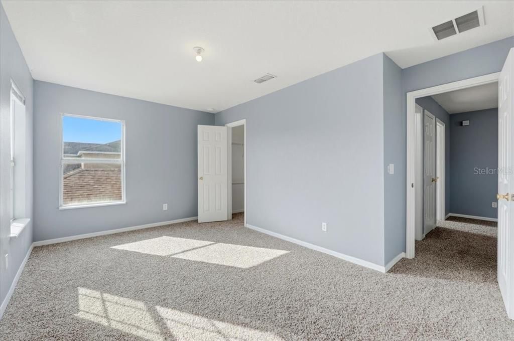 На продажу: $365,000 (3 спален, 2 ванн, 2560 Квадратных фут)