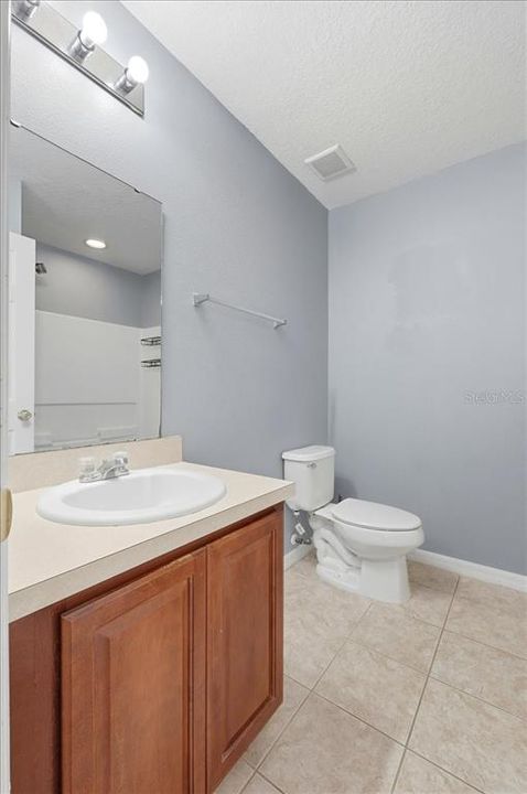 На продажу: $365,000 (3 спален, 2 ванн, 2560 Квадратных фут)