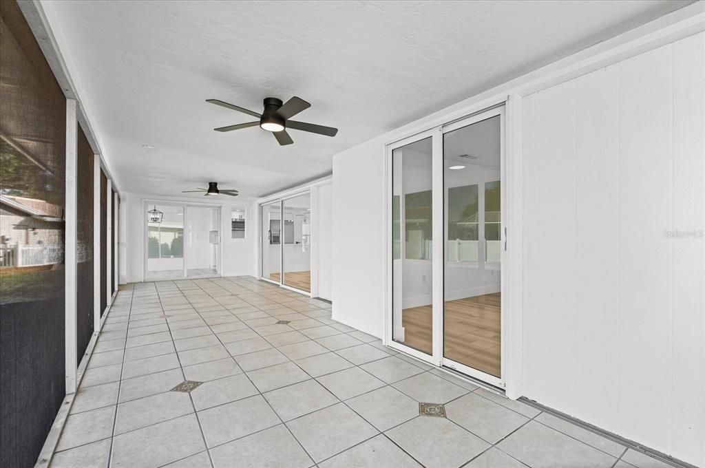 For Sale: $560,000 (3 beds, 2 baths, 1647 Square Feet)