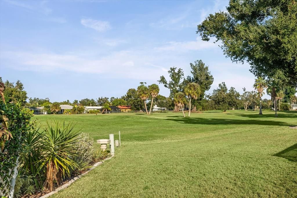 For Sale: $560,000 (3 beds, 2 baths, 1647 Square Feet)