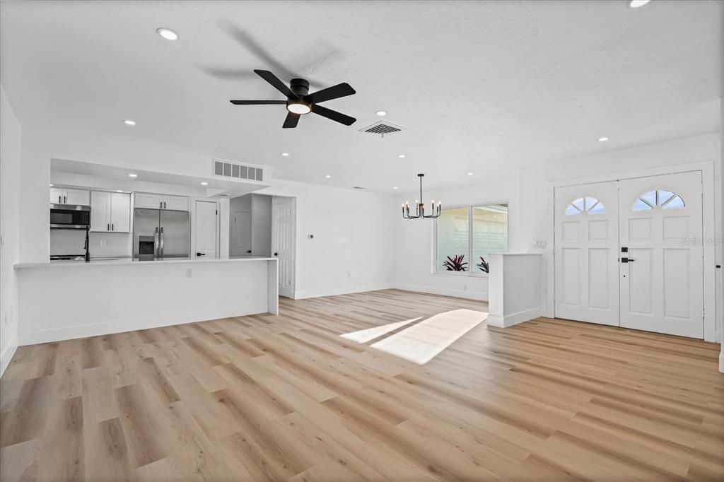 For Sale: $560,000 (3 beds, 2 baths, 1647 Square Feet)