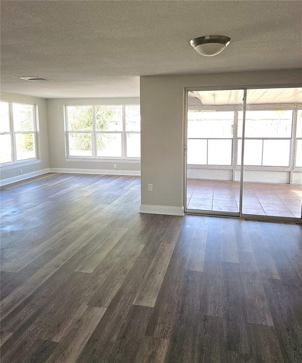For Rent: $1,750 (2 beds, 2 baths, 1082 Square Feet)