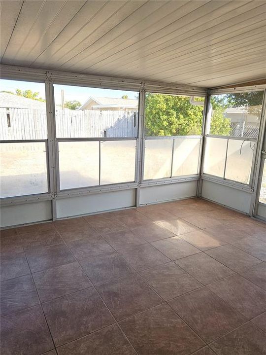 For Rent: $1,750 (2 beds, 2 baths, 1082 Square Feet)