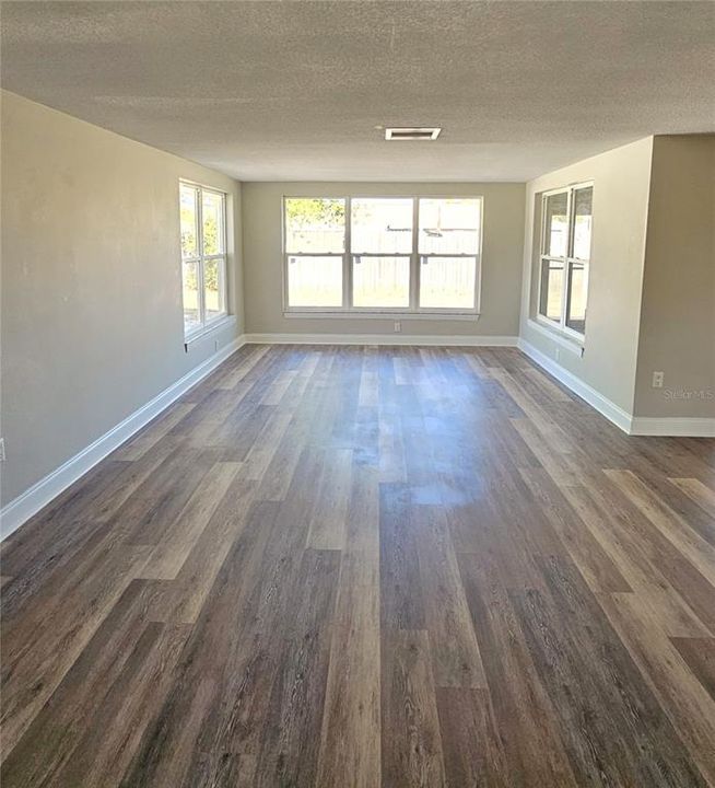 For Rent: $1,750 (2 beds, 2 baths, 1082 Square Feet)