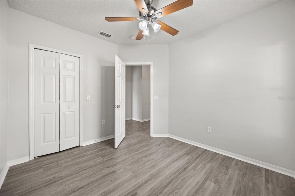 En Venta: $269,900 (3 camas, 2 baños, 1474 Pies cuadrados)