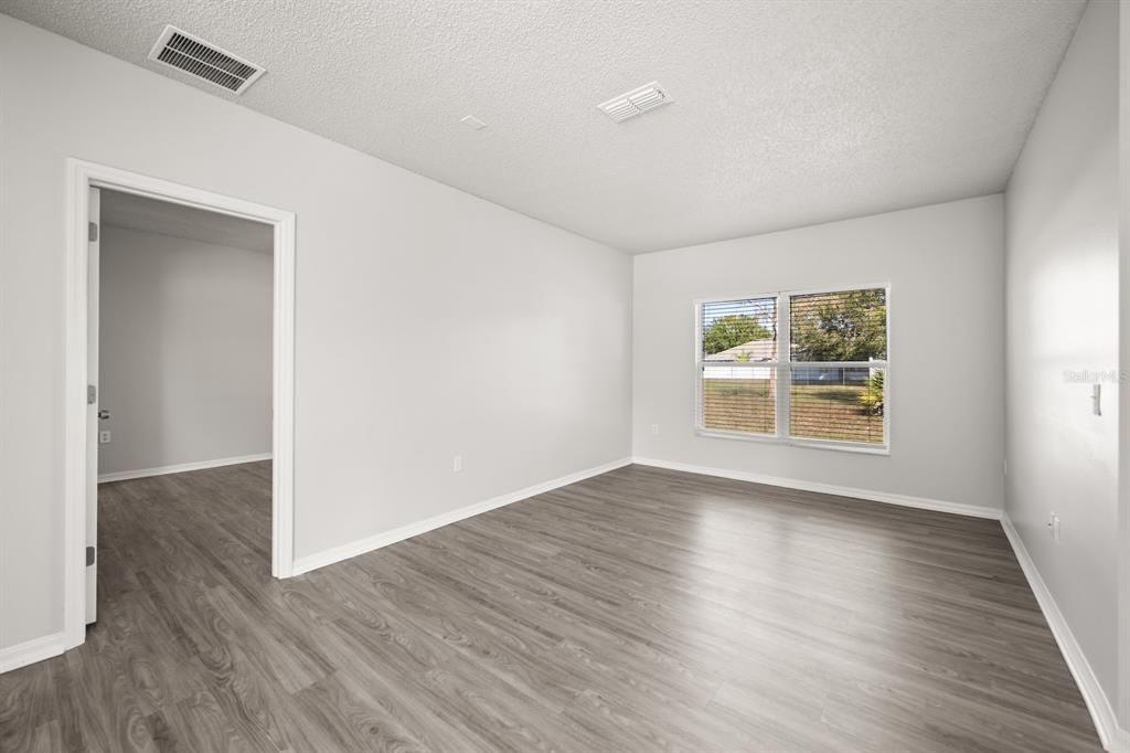 En Venta: $269,900 (3 camas, 2 baños, 1474 Pies cuadrados)