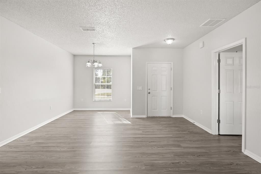 En Venta: $269,900 (3 camas, 2 baños, 1474 Pies cuadrados)