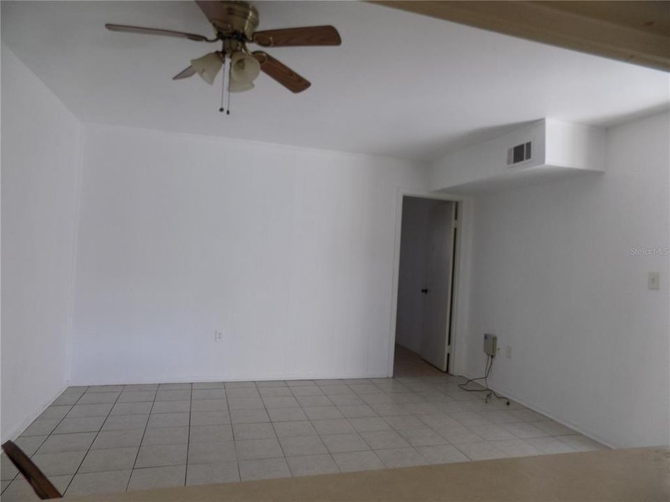 В аренду: $1,000 (1 спален, 1 ванн, 876 Квадратных фут)